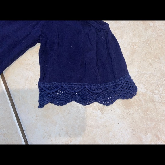 Top - Picture 3 of 4